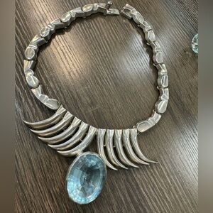 MEXICAN MODERNIST STERLING SILVER NECKLACE, MID 20th London Blue Topaz